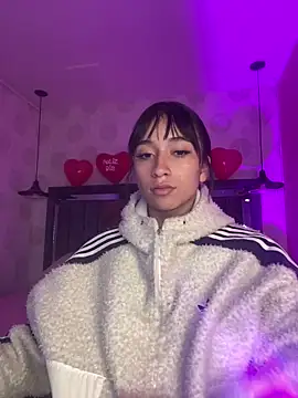 alahia pink online show from February 26, 2026, 2:22 am