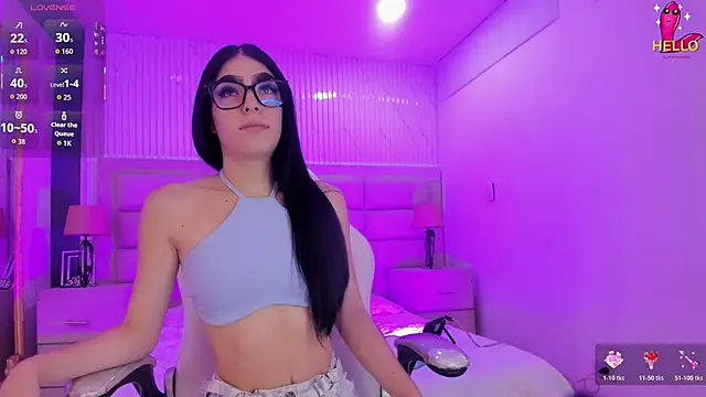 Snapshot of lorraineHunter chatting on May 2, 2026, 1:27 pm lorraineHunter online show from May 2, 2026, 1:27 pm