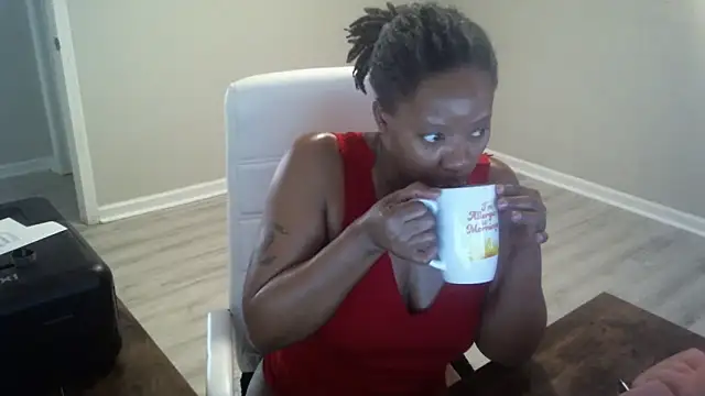 Snapshot of bisexualbeauty50 chatting on February 23, 2026, 2:06 pm bisexualbeauty50 online show from February 23, 2026, 2:06 pm