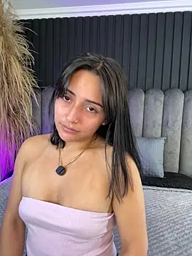 Snapshot of Nanda_vixen_ chatting on April 23, 2026, 11:17 pm Nanda vixen online show from April 23, 2026, 11:17 pm