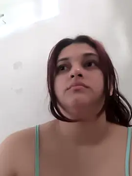 Candyvenuz online show from February 9, 2026, 1:53 pm