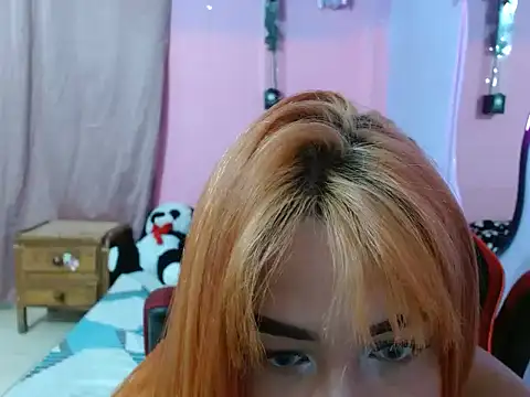 Cute-rouss online show from February 7, 2026, 1:02 am