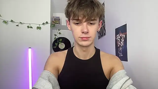 YourMilkyGuy online show from April 28, 2026, 3:49 pm