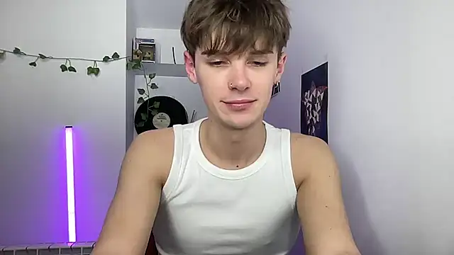 YourMilkyGuy online show from April 30, 2026, 6:26 pm