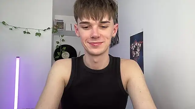 YourMilkyGuy online show from May 11, 2026, 3:18 pm