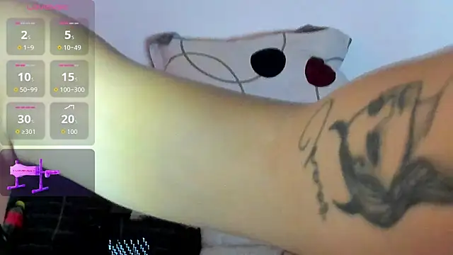 Snapshot of BellaDreamss chatting on July 12, 2026, 5:36 pm BellaDreamss online show from July 12, 2026, 5:36 pm