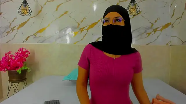 Shalimarr  online show from February 9, 2026, 7:01 pm