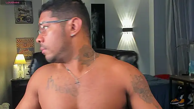 LEOHRDZ online show from March 23, 2026, 6:13 am