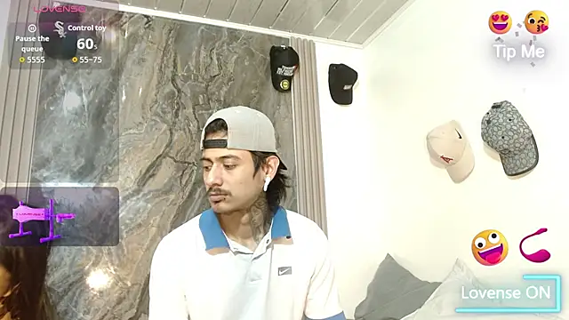 Snapshot of Damian-and-Camerum chatting on March 15, 2026, 3:13 am Damian-and-Camerum online show from March 15, 2026, 3:13 am