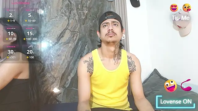 Snapshot of Damian-and-Camerum chatting on March 11, 2026, 3:22 am Damian-and-Camerum online show from March 11, 2026, 3:22 am