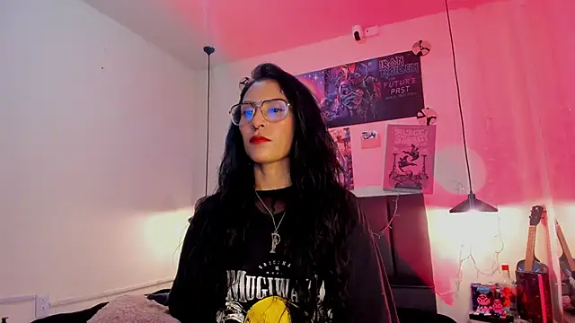 Snapshot of Raia_gh chatting on March 21, 2026, 2:13 am Raia gh online show from March 21, 2026, 2:13 am