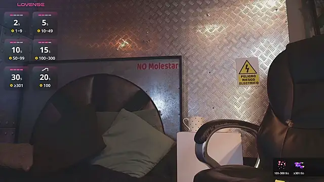 ItsZairen online show from February 11, 2026, 4:12 am