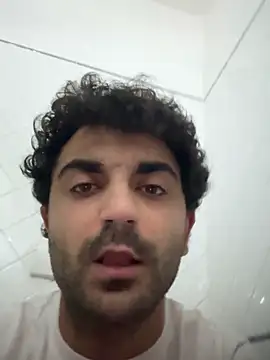 elia2711 online show from February 28, 2026, 3:55 pm