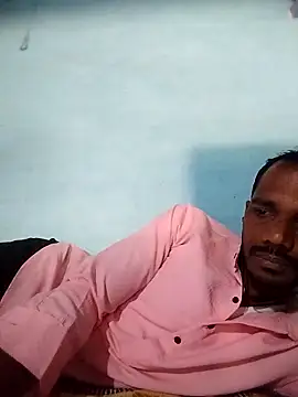 Snapshot of Daddyishere_19 chatting on April 1, 2026, 6:04 am Daddyishere 19 online show from April 1, 2026, 6:04 am