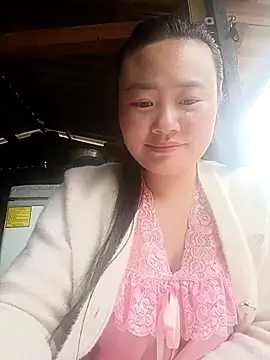 lisn-cute online show from April 30, 2026, 5:03 am
