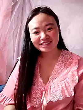 lisn-cute online show from May 7, 2026, 1:54 am