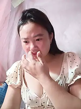 lisn-cute online show from July 24, 2026, 11:56 pm