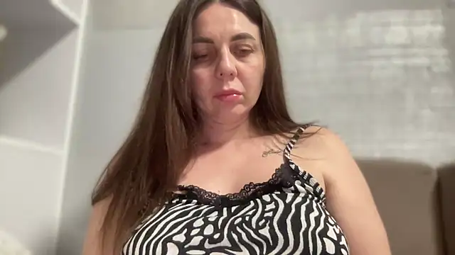 Darsy Rox online show from June 13, 2026, 9:24 pm