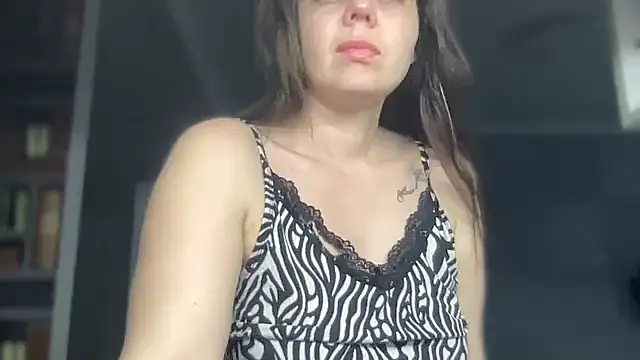 Darsy Rox online show from May 13, 2026, 3:24 am