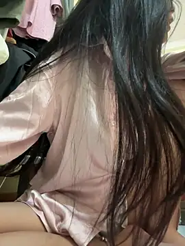 tenten110 online show from April 26, 2026, 3:15 am