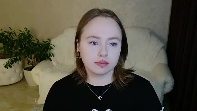 SelenaAsti online show from February 13, 2026, 7:36 pm