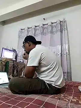 Eleganthasan online show from February 7, 2026, 3:53 pm