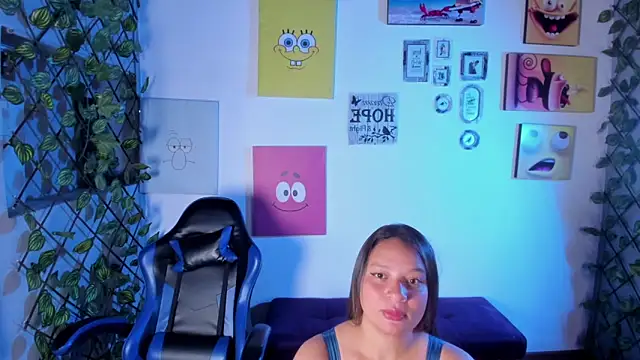 Snapshot of Juli_W chatting on February 15, 2026, 3:00 pm Juli W online show from February 15, 2026, 3:00 pm