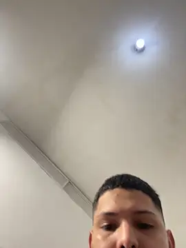 maykyboyx online show from June 7, 2026, 3:23 am