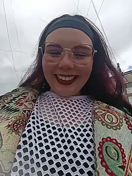 Snapshot of Yulska chatting on March 21, 2026, 5:17 pm Yulska online show from March 21, 2026, 5:17 pm