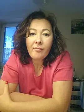 Merrrelini online show from February 10, 2026, 6:12 am