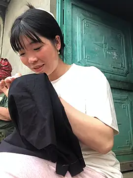 cuty lusy online show from April 22, 2026, 12:39 am