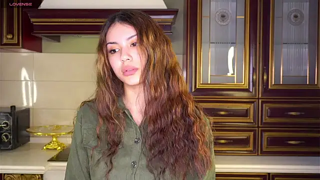 Snapshot of SulemaNeugin chatting on March 12, 2026, 2:28 am SulemaNeugin online show from March 12, 2026, 2:28 am