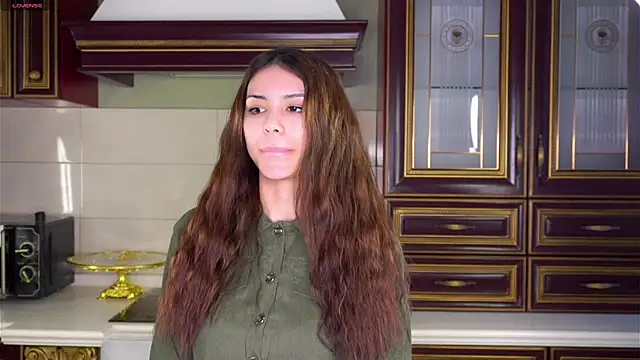 Snapshot of SulemaNeugin chatting on March 13, 2026, 7:35 am SulemaNeugin online show from March 13, 2026, 7:35 am