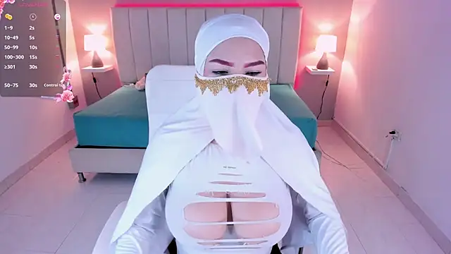 Snapshot of salmma_habibi chatting on April 14, 2026, 3:11 am salmma habibi online show from April 14, 2026, 3:11 am