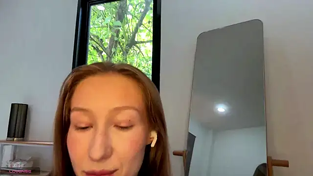 Alicecutepie online show from August 10, 2026, 6:20 am