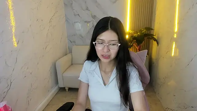 dani tf online show from February 13, 2026, 1:33 pm