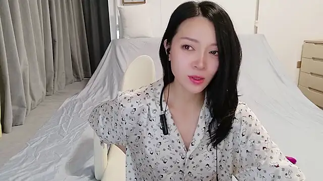 Snapshot of xiaojie_jie chatting on June 25, 2026, 4:12 pm xiaojie jie online show from June 25, 2026, 4:12 pm