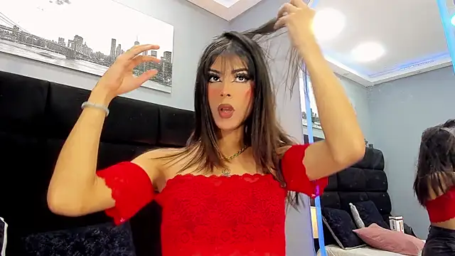 Snapshot of CuteMiaaa chatting on February 10, 2026, 8:41 pm CuteMiaaa online show from February 10, 2026, 8:41 pm