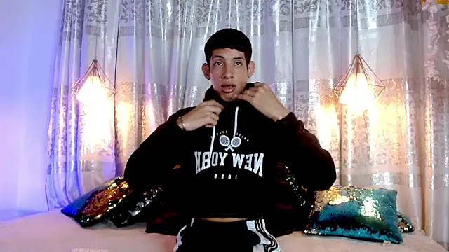 andy butterfly online show from February 11, 2026, 5:13 pm