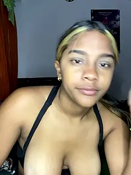 Samantha 47 online show from February 12, 2026, 3:17 am