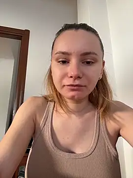 AlessiaandJay online show from April 25, 2026, 7:55 am