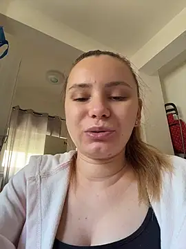 AlessiaandJay online show from May 13, 2026, 12:12 pm