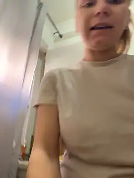 AlessiaandJay online show from May 16, 2026, 8:57 am