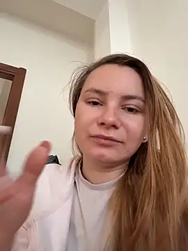 AlessiaandJay online show from April 27, 2026, 8:45 am
