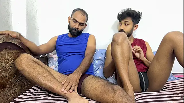 DesiDaddyandSon online show from June 16, 2026, 1:55 pm