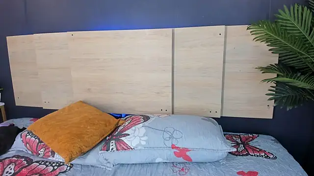 hermione brown online show from March 19, 2026, 8:09 pm