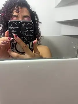 Snapshot of Woo_isDaphne chatting on March 22, 2026, 11:06 pm Woo isDaphne online show from March 22, 2026, 11:06 pm