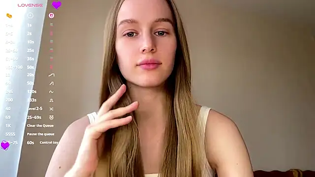 Snapshot of Viktoria_Vibes chatting on May 7, 2026, 3:04 pm Viktoria Vibes online show from May 7, 2026, 3:04 pm