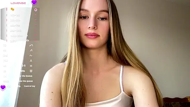 Snapshot of Viktoria_Vibes chatting on May 5, 2026, 3:15 pm Viktoria Vibes online show from May 5, 2026, 3:15 pm