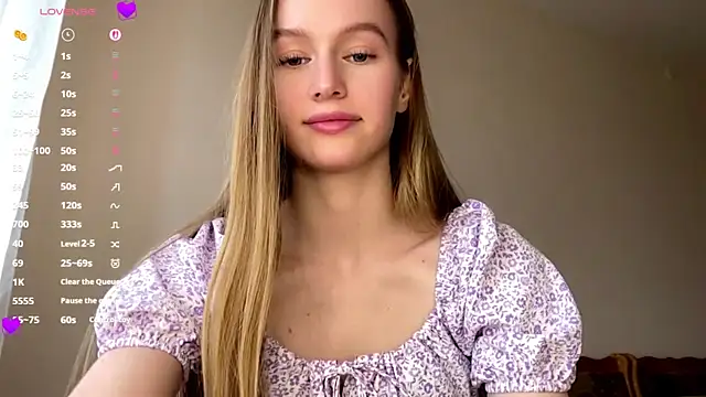Snapshot of Viktoria_Vibes chatting on April 20, 2026, 3:13 pm Viktoria Vibes online show from April 20, 2026, 3:13 pm